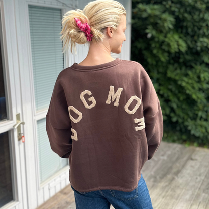 PULLOVER DOG MOM