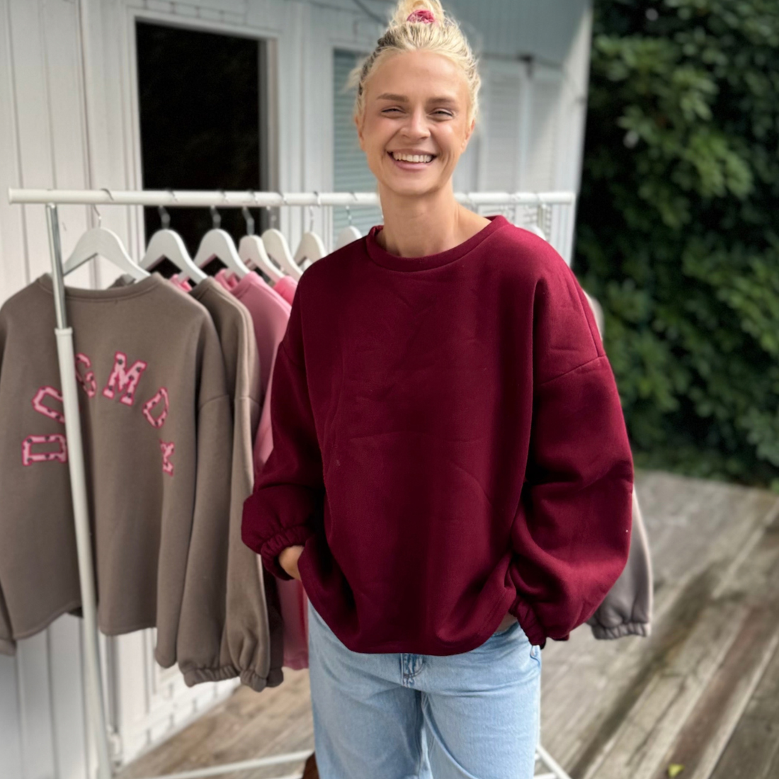 DOG MOM PULLOVER STICK