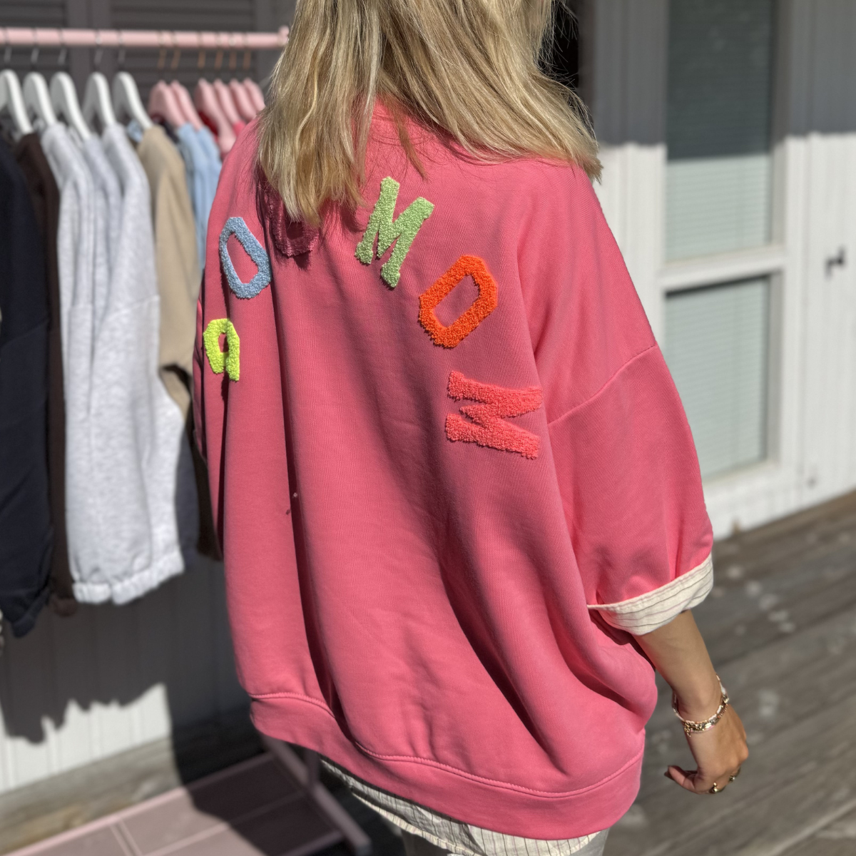 PULLOVER DOG MOM KURZARM