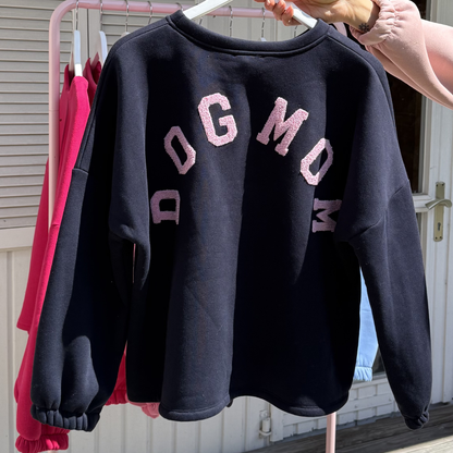 PULLOVER DOG MOM
