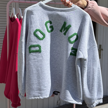 PULLOVER DOG MOM