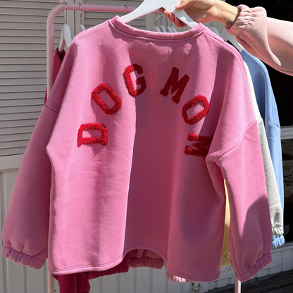 PULLOVER DOG MOM